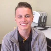 headshot-brandon-reis